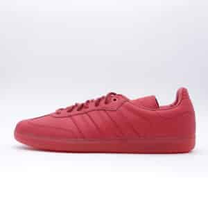 Tenis Adidas Samba Humanrace "Red" para hombre. Silueta clásica de perfil bajo confeccionada por completo en piel premium color rojo monocromático.
